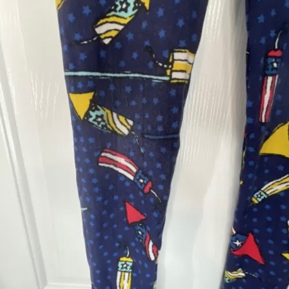 LuLaRoe Girl's L/XL 4th of July Firecrackers Sparklers Navy Blue Dots Leggings - Picture 3 of 6